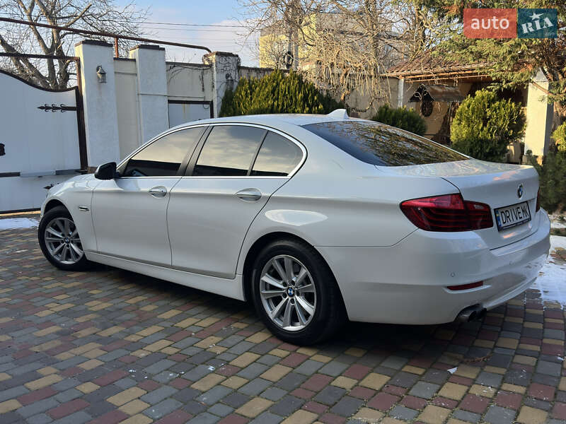 Седан BMW 5 Series 2016 в Миколаєві