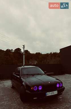 Седан BMW 5 Series 1995 в Косове