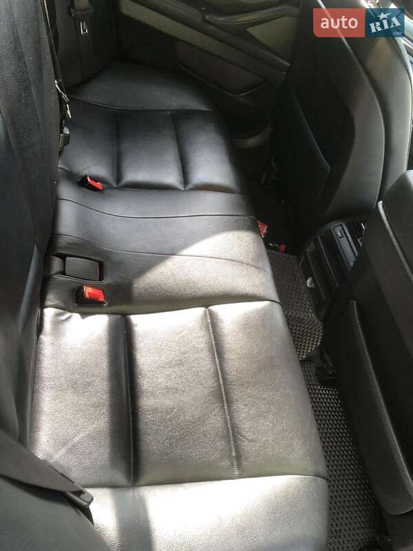 Седан BMW 5 Series 2011 в Никополе