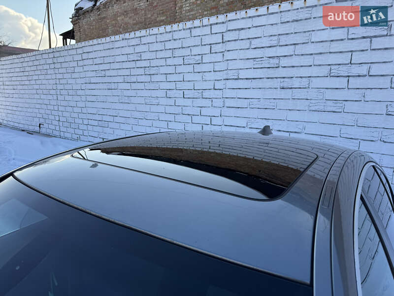 Седан BMW 5 Series 2011 в Киеве