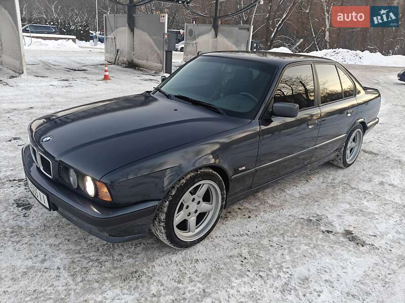 Седан BMW 5 Series 1995 в Хмельницком