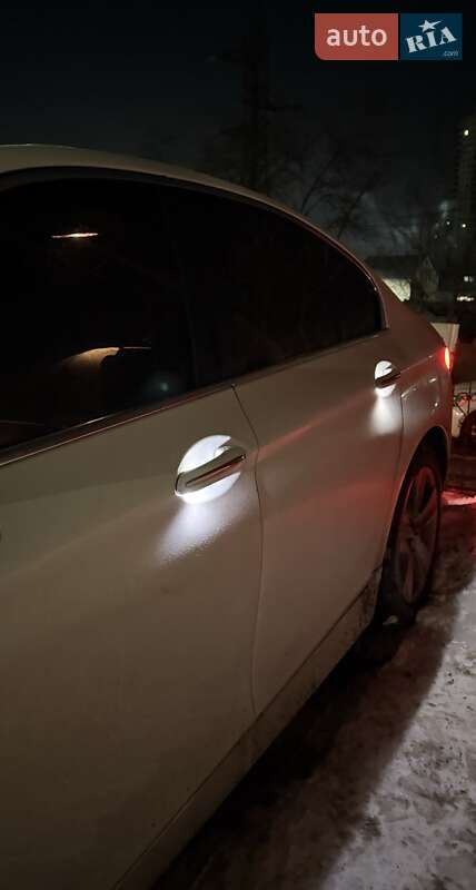 Седан BMW 5 Series 2013 в Киеве фото 34 Седан BMW 5 Series 2013 в Киеве