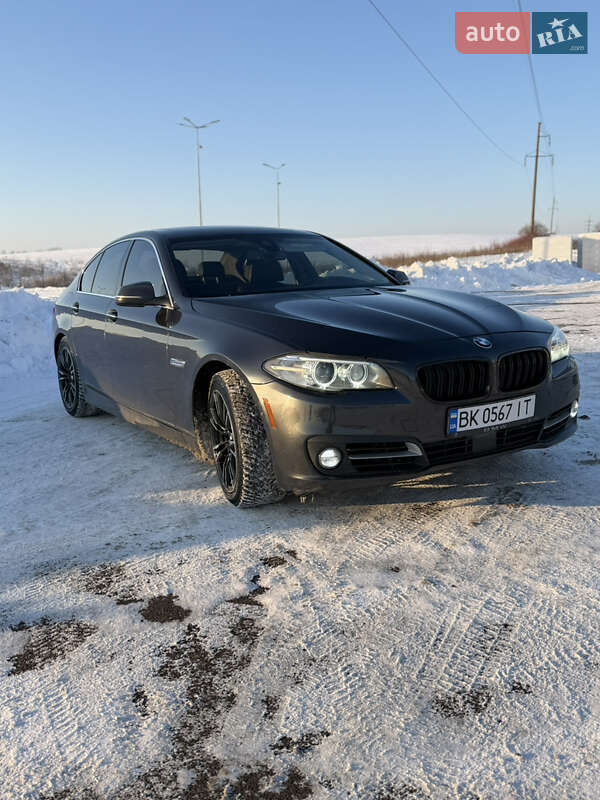 Седан BMW 5 Series 2014 в Ровно