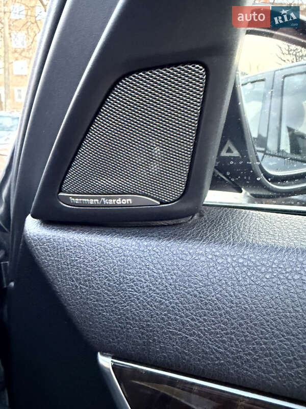 Седан BMW 5 Series 2014 в Ровно