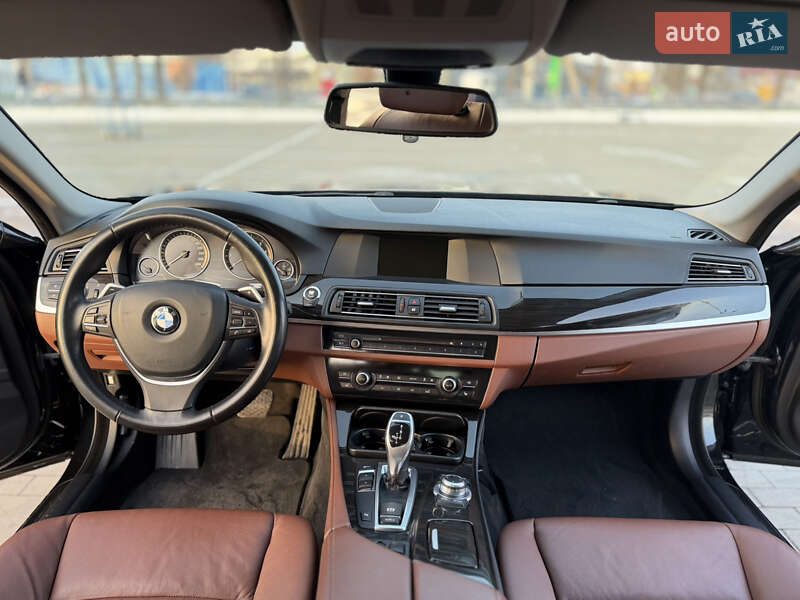 Седан BMW 5 Series 2012 в Одессе