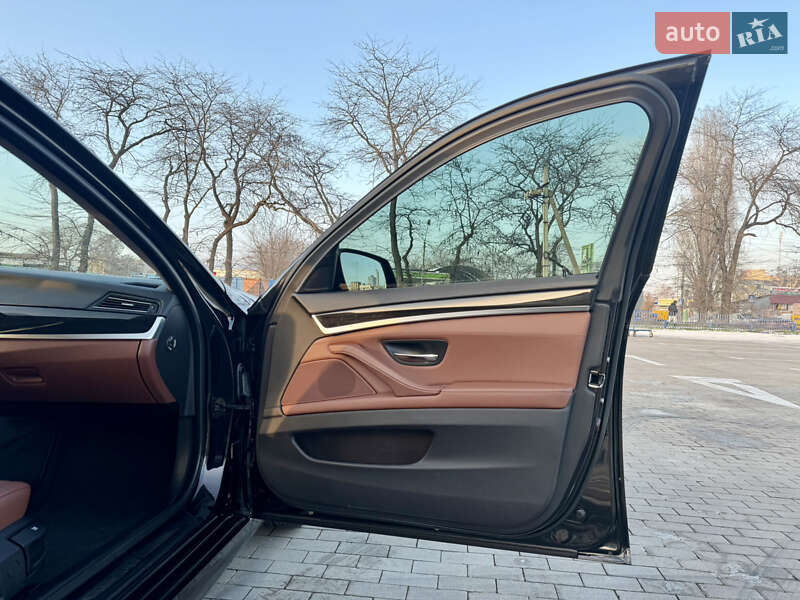 Седан BMW 5 Series 2012 в Одессе
