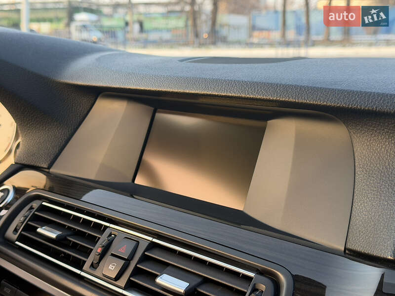 Седан BMW 5 Series 2012 в Одессе