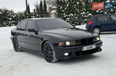 Седан BMW 5 Series 2001 в Тернополі