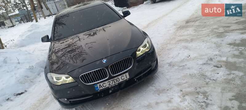 Седан BMW 5 Series 2010 в Харкові