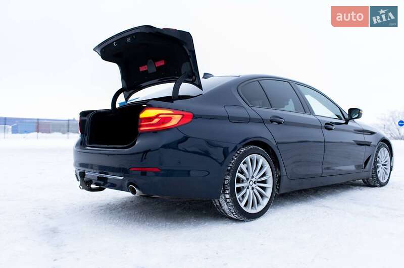 Седан BMW 5 Series 2019 в Ровно