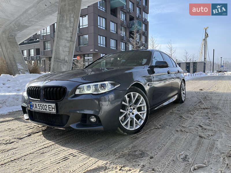 Седан BMW 5 Series 2016 в Киеве