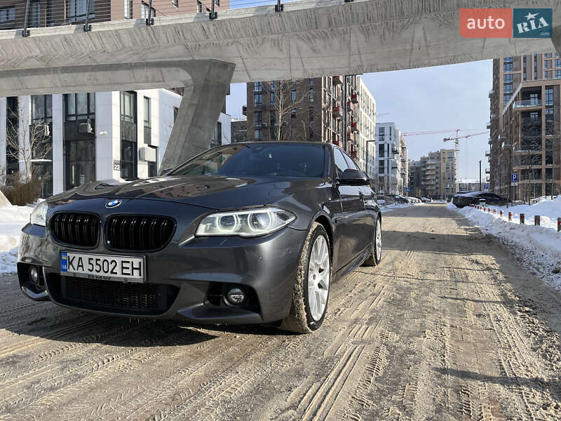 Седан BMW 5 Series 2016 в Киеве