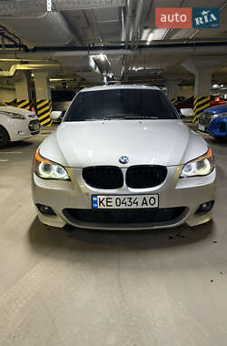 Седан BMW 5 Series 2004 в Днепре