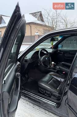 Седан BMW 5 Series 1991 в Рокитном