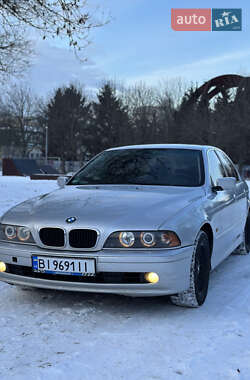 Седан BMW 5 Series 2000 в Полтаве