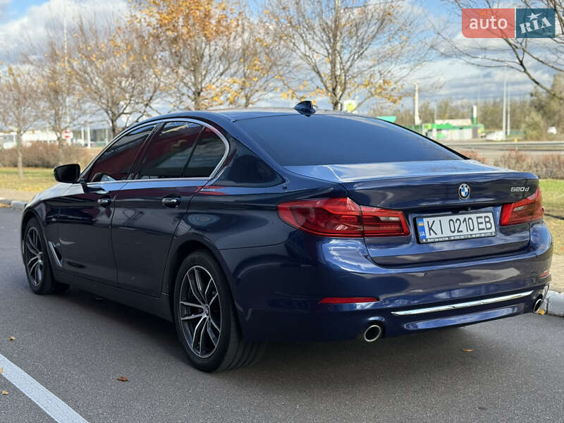 Седан BMW 5 Series 2018 в Киеве