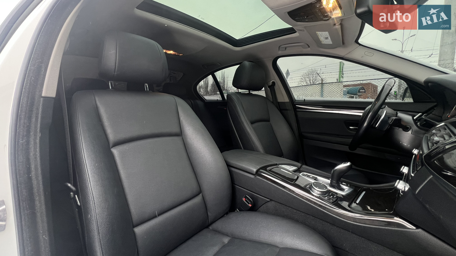 2016 BMW 5er - мініатюра 17