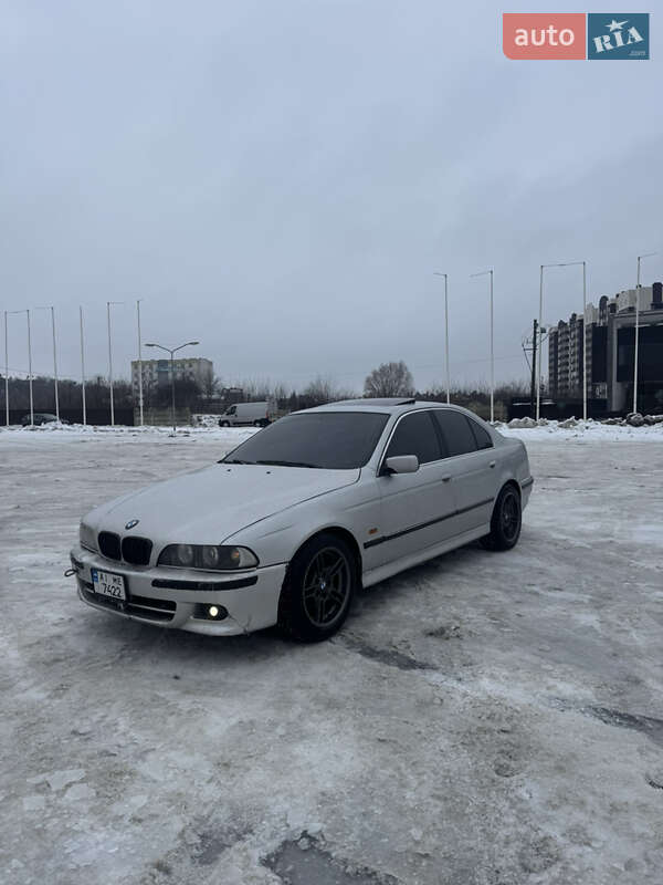 Седан BMW 5 Series 1999 в Києві