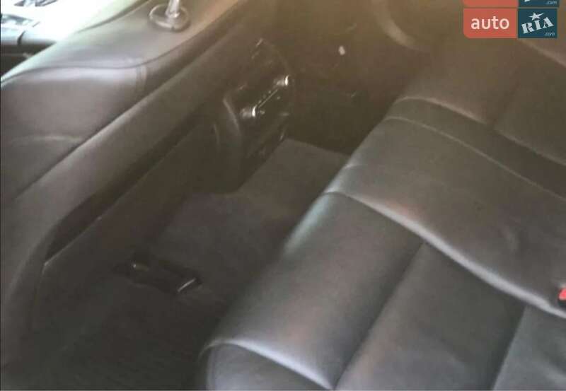 Седан BMW 5 Series 2016 в Ровно