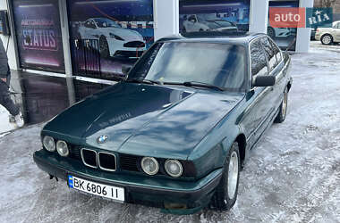 Седан BMW 5 Series 1991 в Ровно