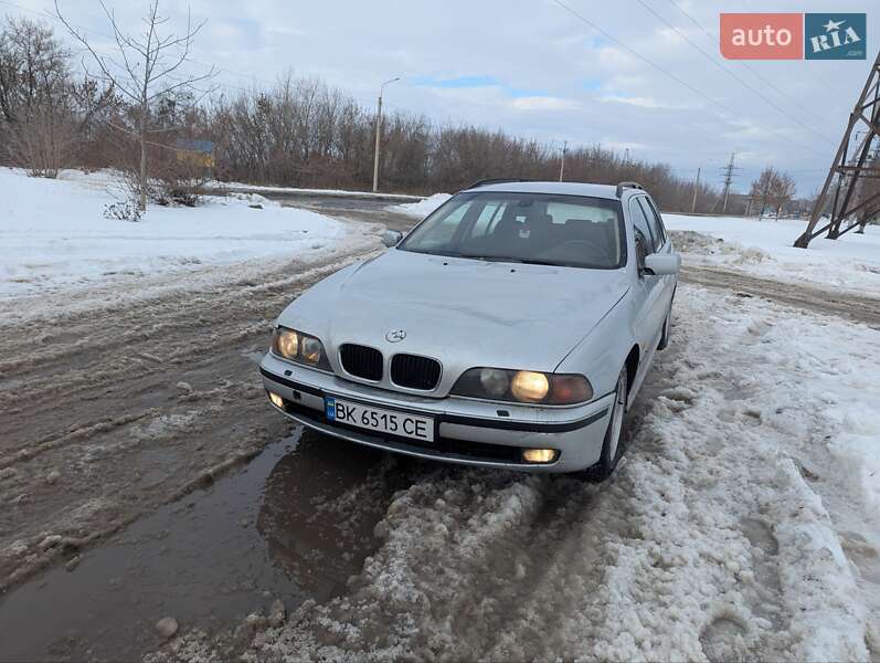 Универсал BMW 5 Series 2000 в Ровно
