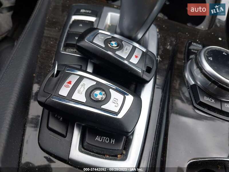 Седан BMW 5 Series 2013 в Львове