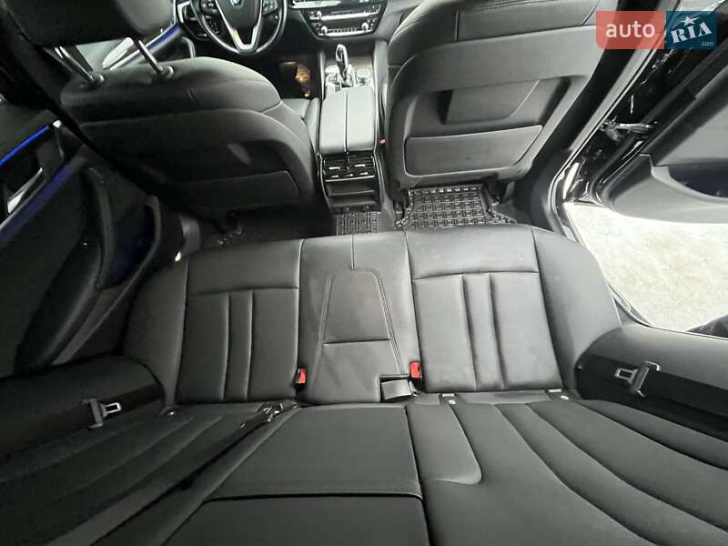 Седан BMW 5 Series 2018 в Виннице