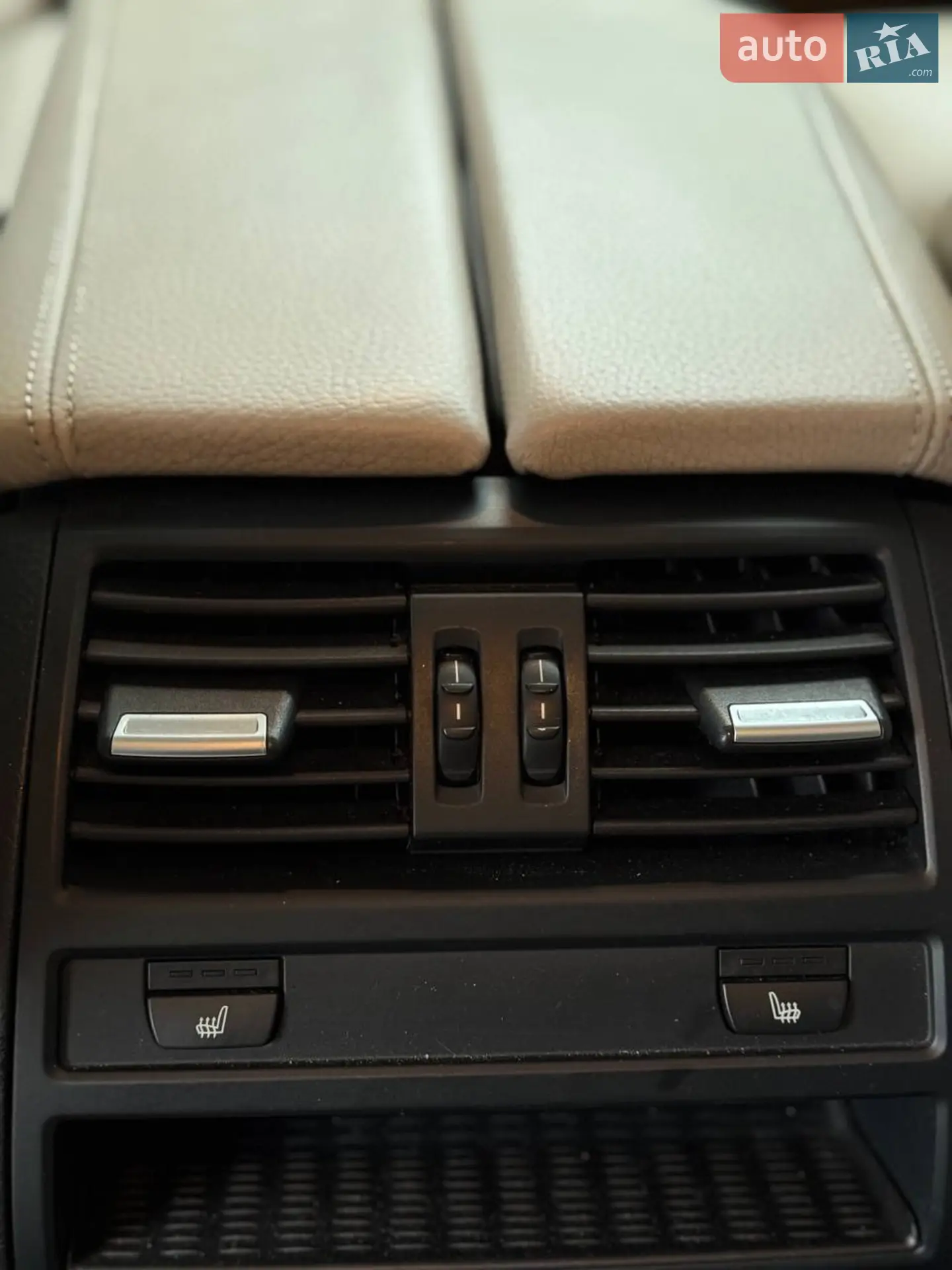 2013 BMW 5er - мініатюра 22