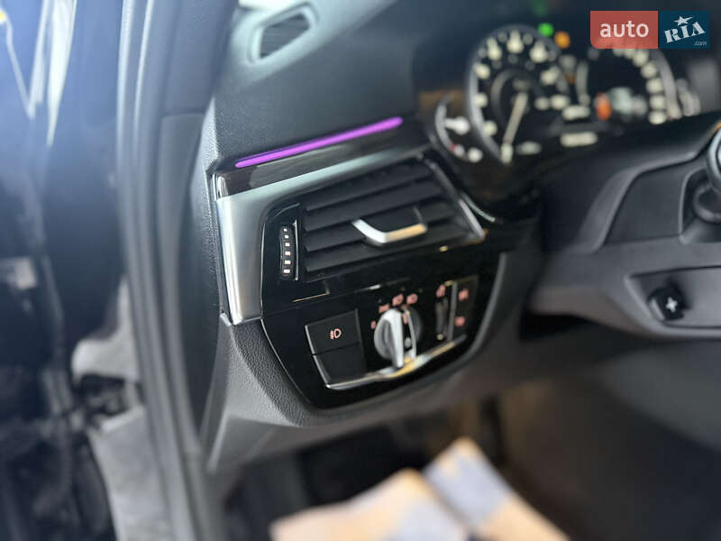 Седан BMW 5 Series 2017 в Звягеле