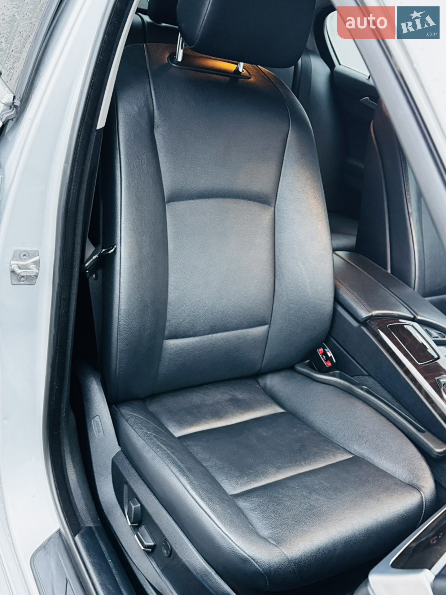 2011 BMW 5er - мініатюра 25