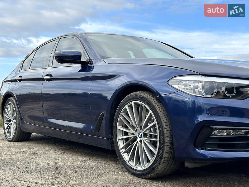 Седан BMW 5 Series 2017 в Днепре