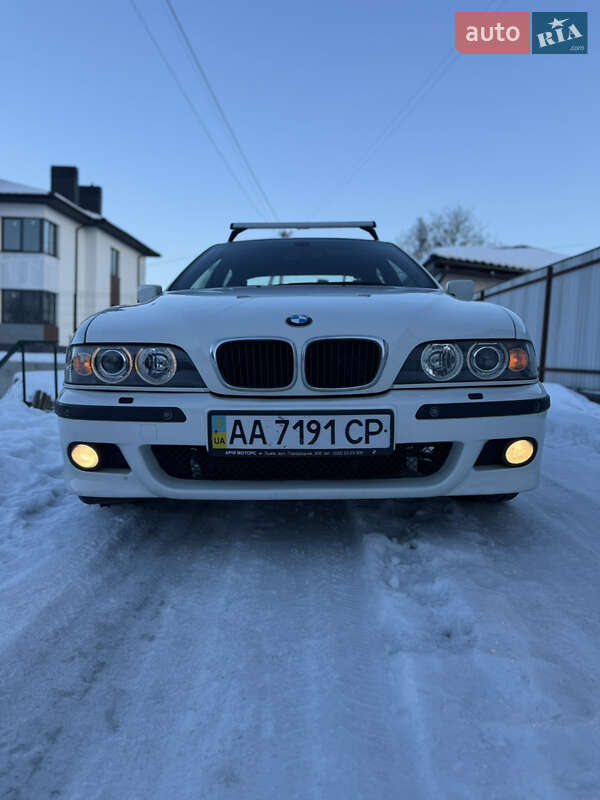 Седан BMW 5 Series 2002 в Львове