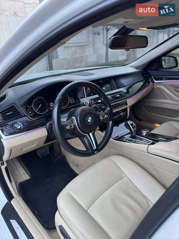 Седан BMW 5 Series 2014 в Одессе