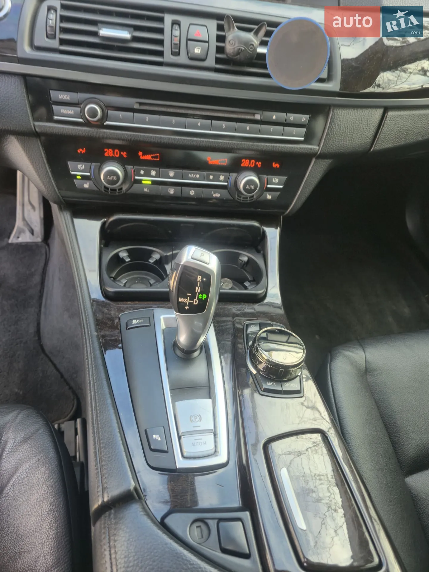 2011 BMW 5er - мініатюра 19