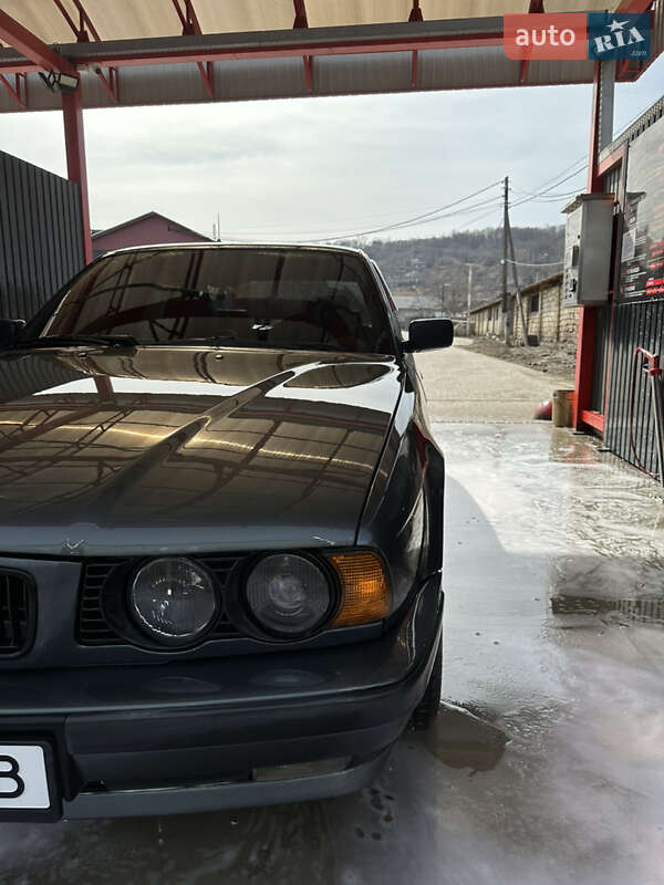Седан BMW 5 Series 1994 в Балте
