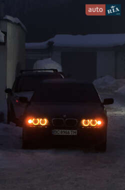 Седан BMW 5 Series 2003 в Львові