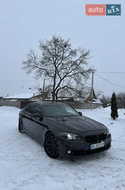 Седан BMW 5 Series 2015 в Киеве