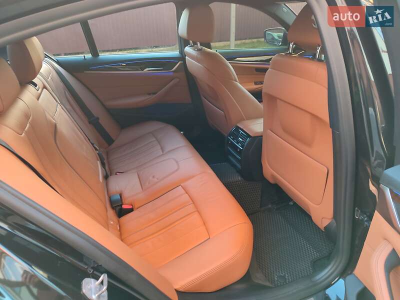 Седан BMW 5 Series 2018 в Ивано-Франковске