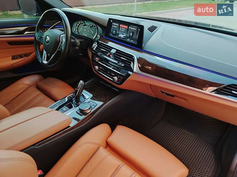 Седан BMW 5 Series 2018 в Ивано-Франковске