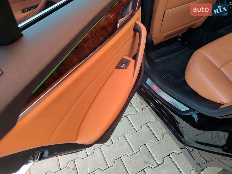 Седан BMW 5 Series 2018 в Ивано-Франковске