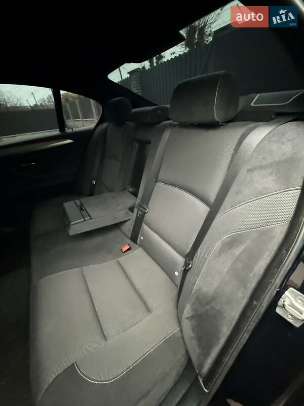 Седан BMW 5 Series 2012 в Шепетовке