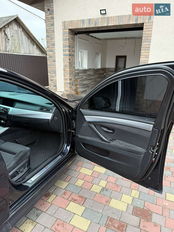 Седан BMW 5 Series 2012 в Шепетовке