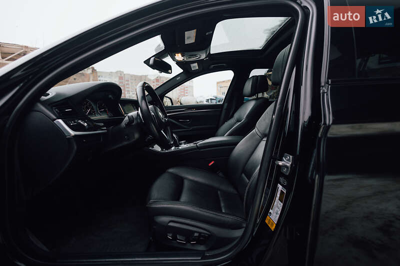 Седан BMW 5 Series 2013 в Львове