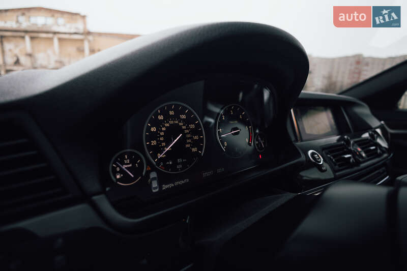 Седан BMW 5 Series 2013 в Львове
