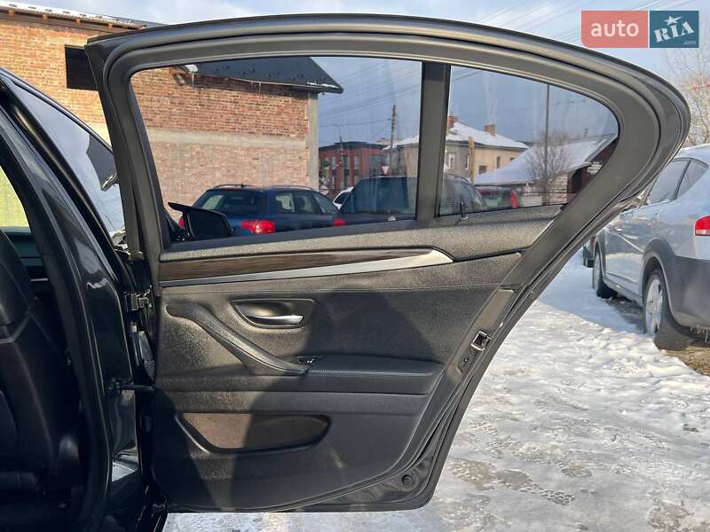 Седан BMW 5 Series 2013 в Коломые фото 22 Седан BMW 5 Series 2013 в Коломые