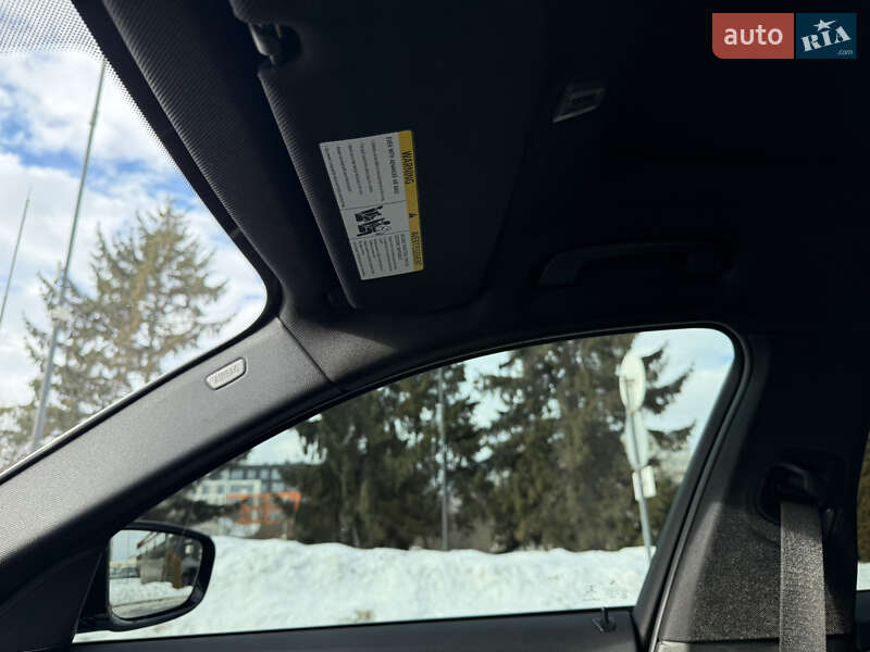 Седан BMW 5 Series 2019 в Львове