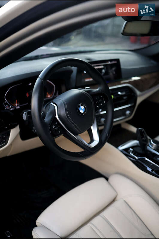Седан BMW 5 Series 2019 в Днепре