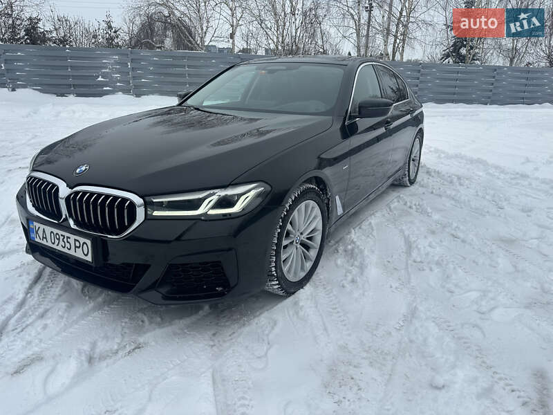 Седан BMW 5 Series 2020 в Киеве фото 13 Седан BMW 5 Series 2020 в Киеве