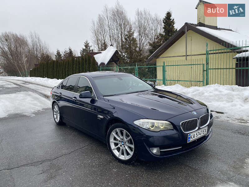 Седан BMW 5 Series 2011 в Стрые