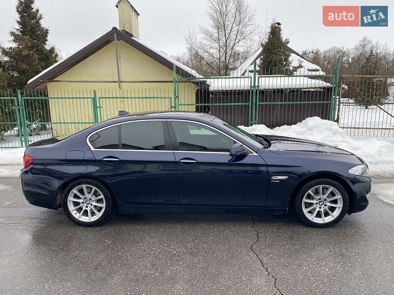 Седан BMW 5 Series 2011 в Стрые